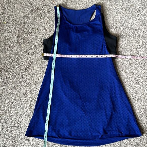 Athleta Sculptek Tank in Cobalt Blue with Built in Bra! - Picture 5 of 12